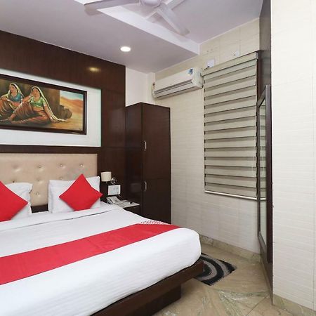 Oyo 30698 Hari Om Guest House Jādabpur Kültér fotó