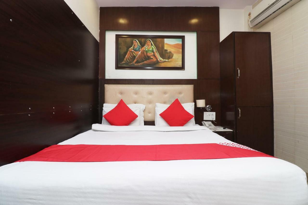 Oyo 30698 Hari Om Guest House Jādabpur Kültér fotó