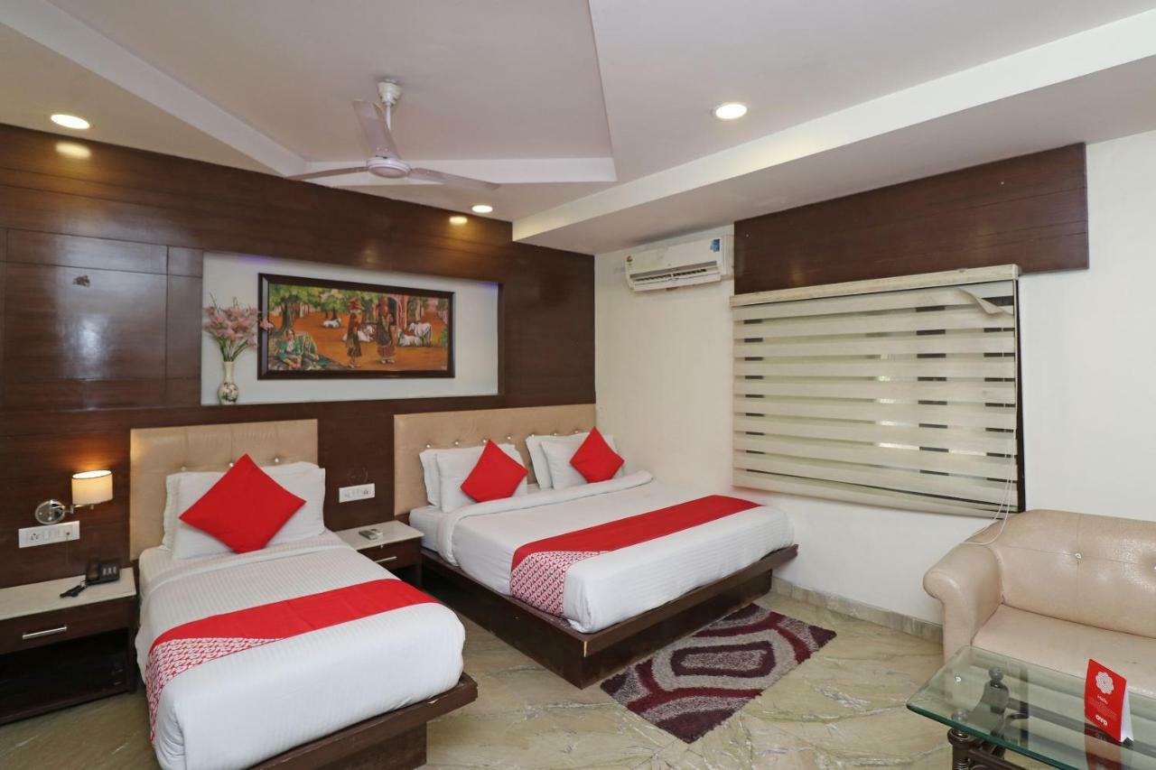 Oyo 30698 Hari Om Guest House Jādabpur Kültér fotó