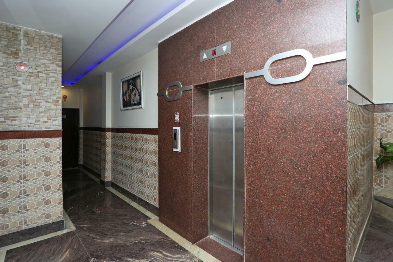Oyo 30698 Hari Om Guest House Jādabpur Kültér fotó