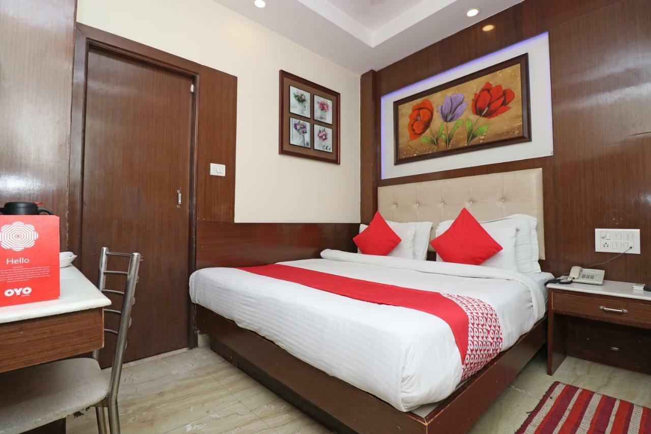 Oyo 30698 Hari Om Guest House Jādabpur Kültér fotó