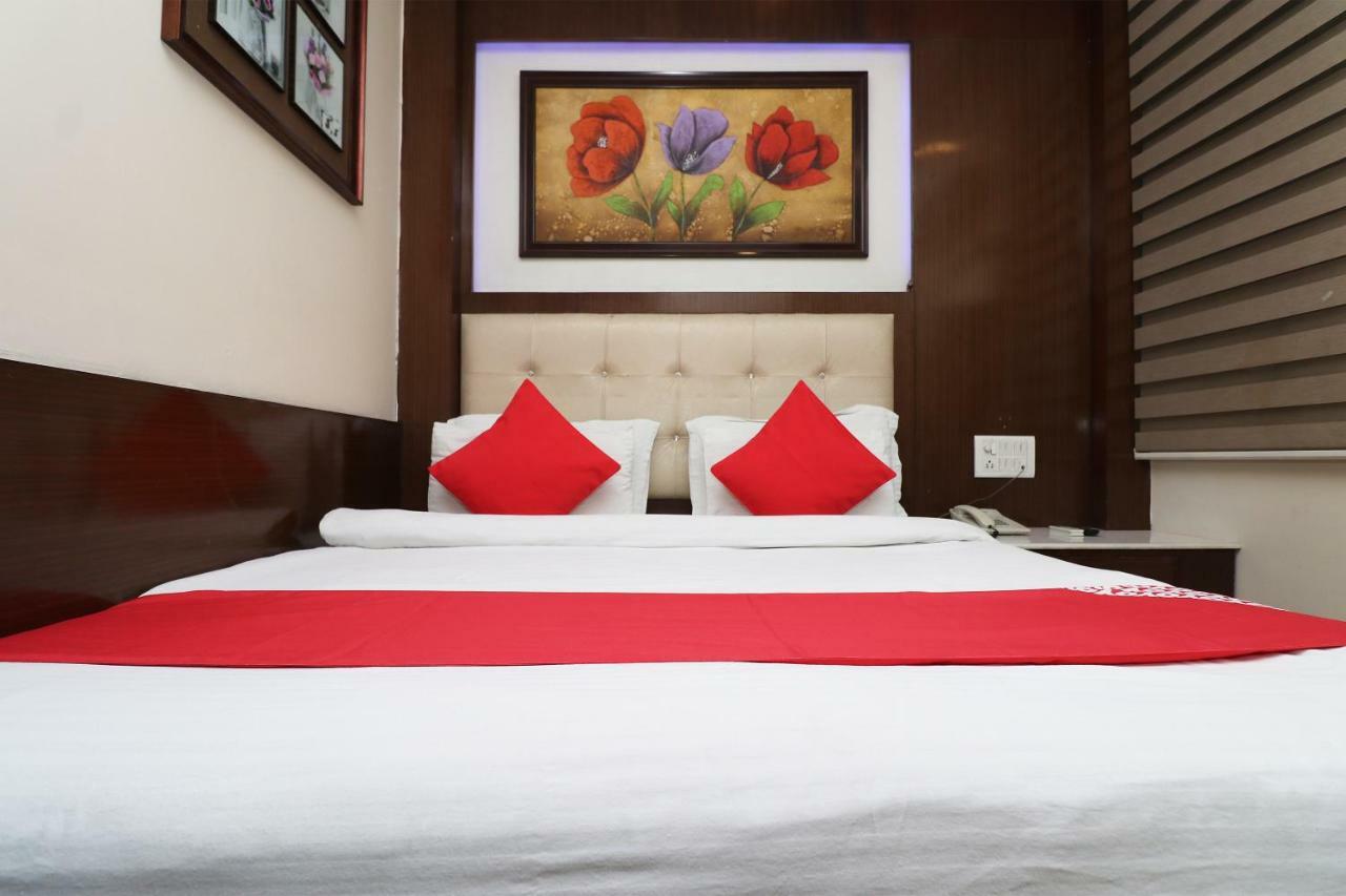 Oyo 30698 Hari Om Guest House Jādabpur Kültér fotó