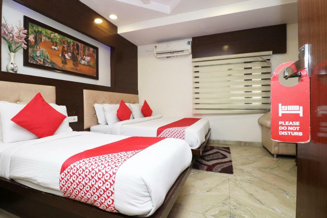 Oyo 30698 Hari Om Guest House Jādabpur Kültér fotó