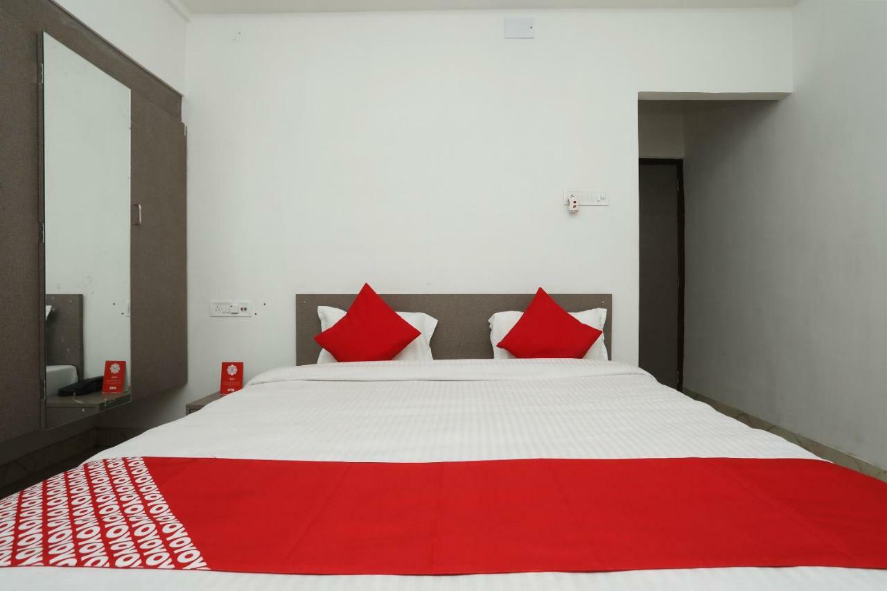 Oyo 30698 Hari Om Guest House Jādabpur Kültér fotó