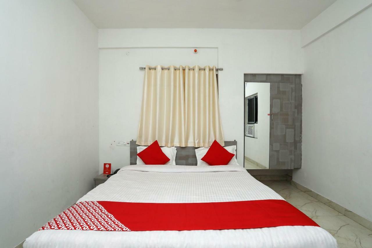 Oyo 30698 Hari Om Guest House Jādabpur Kültér fotó