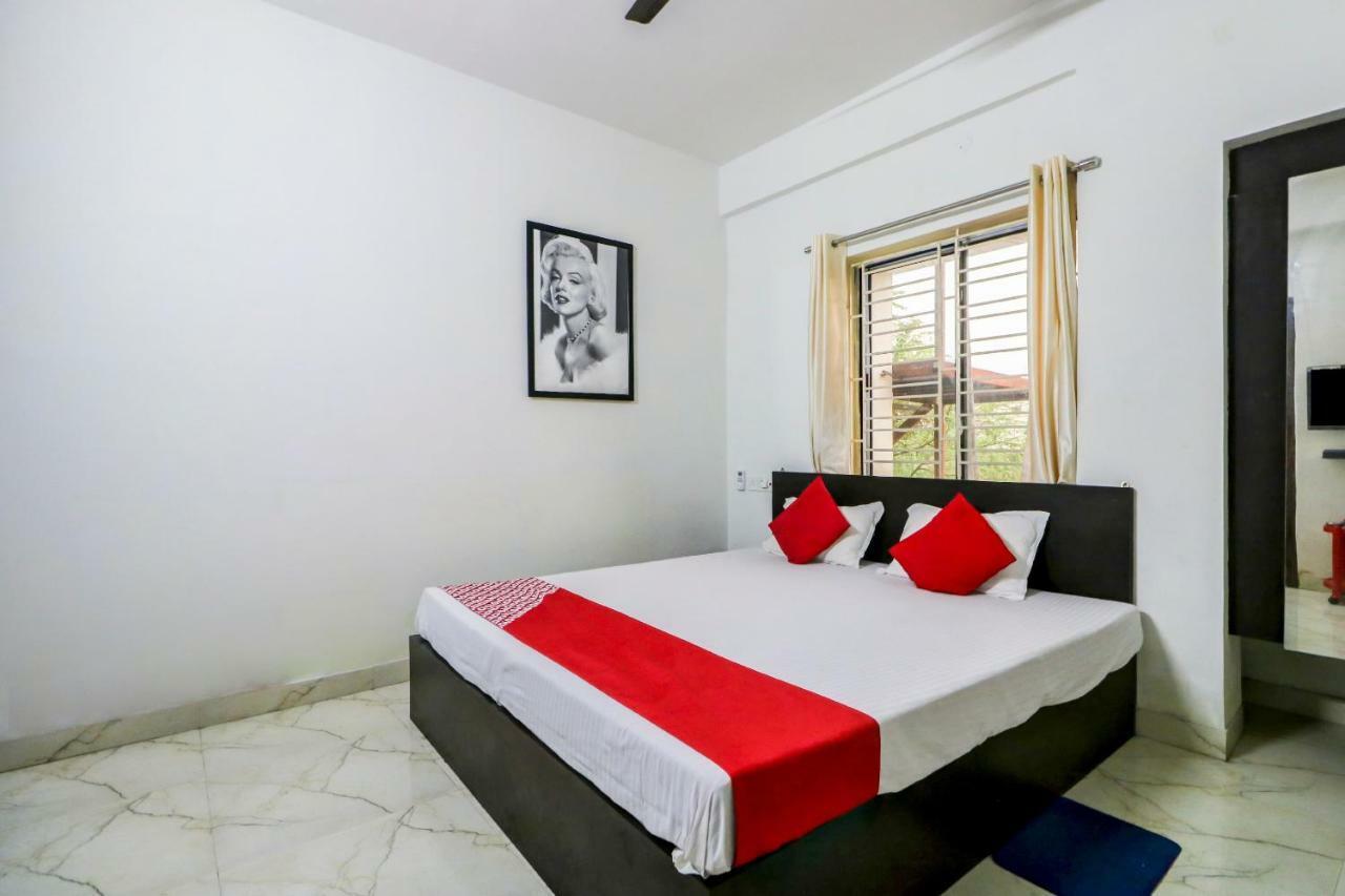 Oyo 30698 Hari Om Guest House Jādabpur Kültér fotó