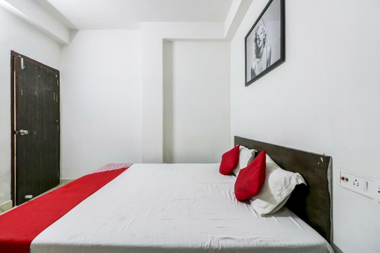 Oyo 30698 Hari Om Guest House Jādabpur Kültér fotó